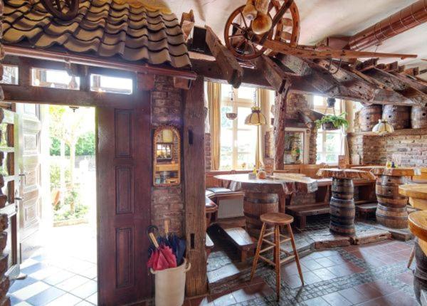 Hotel Restaurant Mathildenhof Pulheim Bagian luar foto